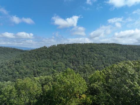 270R Stone Cliff Drive Ellijay GA 30536