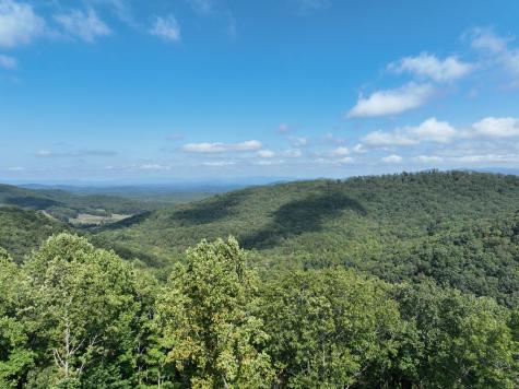 270R Stone Cliff Drive Ellijay GA 30536