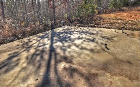 200 Old Bellwood School Road Mineral Bluff GA 30559