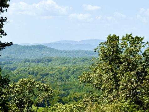 32 Grand Laurel Brasstown NC 28902