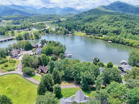 #4 Stonecrest Circle Hiawassee GA 30546