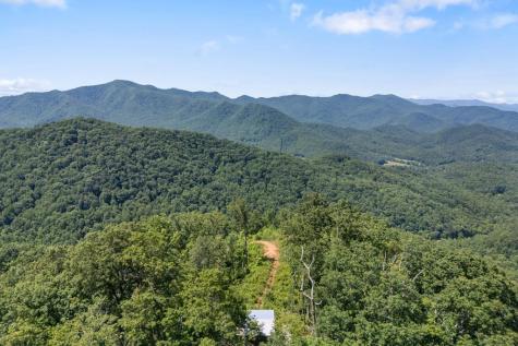 1 Lories Mountain Drive Hayesville NC 28904