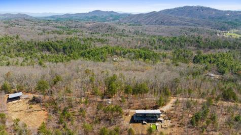 40A Synacia Road Mineral Bluff GA 30559