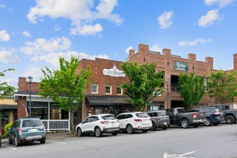 228 Toccoa Court Ellijay GA 30540