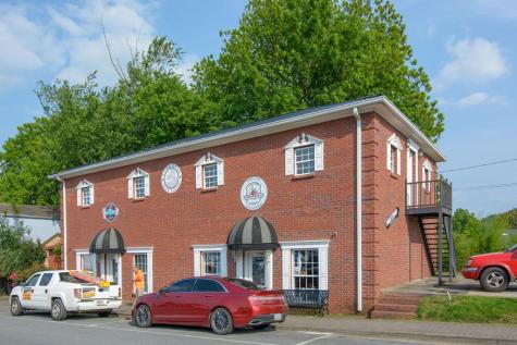 228 Toccoa Court Ellijay GA 30540