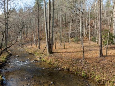 780 Banks Road Ellijay GA 30540