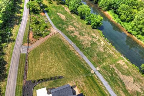 1717 Grassy Creek Road Copperhill TN 37317