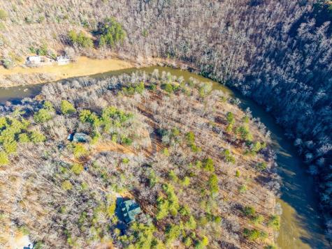 16.08 River Run Way Hayesville NC 28904
