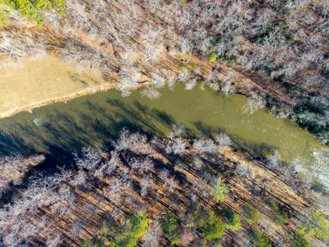 16.08 River Run Way Hayesville NC 28904