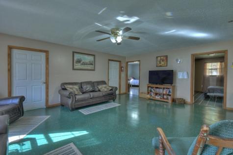 160 Moores Road Mineral Bluff GA 30559
