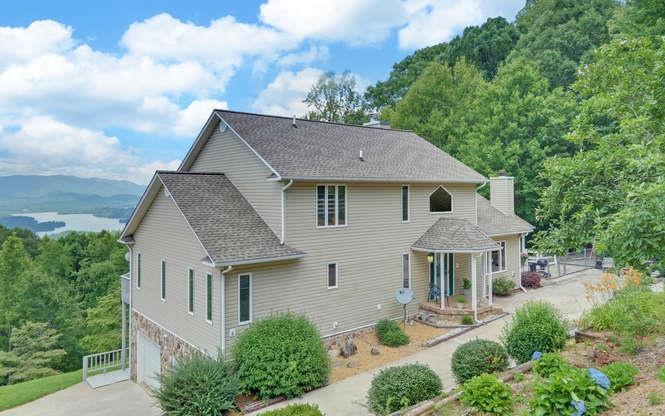 880 Locust Trail Hiawassee GA 30546