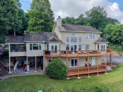 880 Locust Trail Hiawassee GA 30546