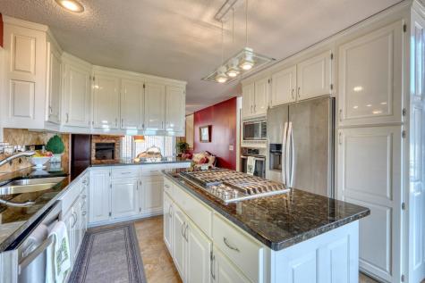 880 Locust Trail Hiawassee GA 30546