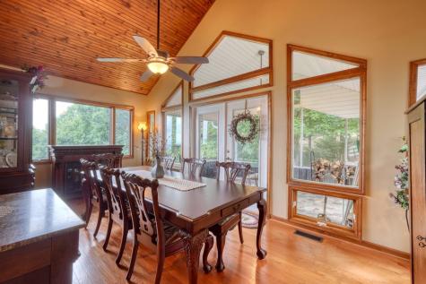 880 Locust Trail Hiawassee GA 30546