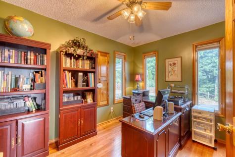 880 Locust Trail Hiawassee GA 30546