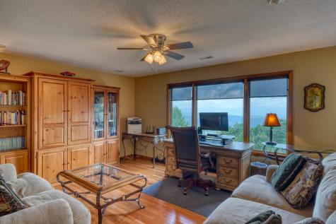 880 Locust Trail Hiawassee GA 30546
