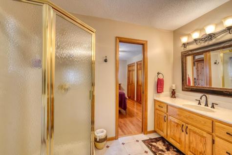 880 Locust Trail Hiawassee GA 30546