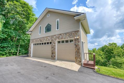 880 Locust Trail Hiawassee GA 30546