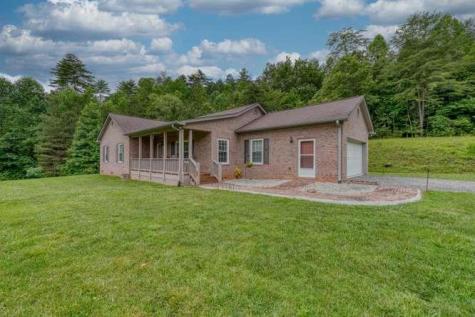 200 Gold Leaf Lane Murphy NC 28906