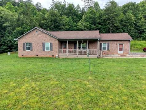 200 Gold Leaf Lane Murphy NC 28906