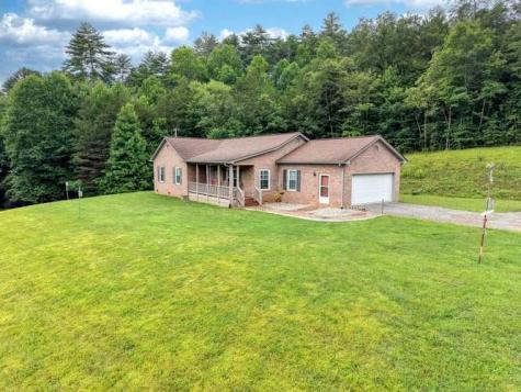200 Gold Leaf Lane Murphy NC 28906