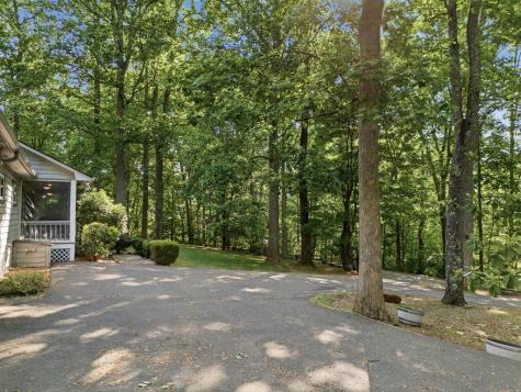 1677 Long Ridge Road Hiawassee GA 30546