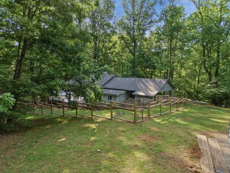1677 Long Ridge Road Hiawassee GA 30546