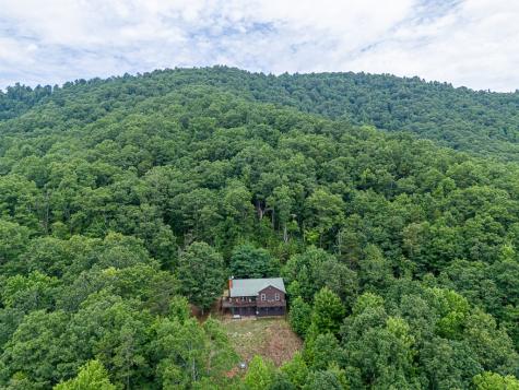 670 Tutiyi Lane Murphy NC 28906