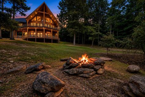 560 Endless View Road Mineral Bluff GA 30559