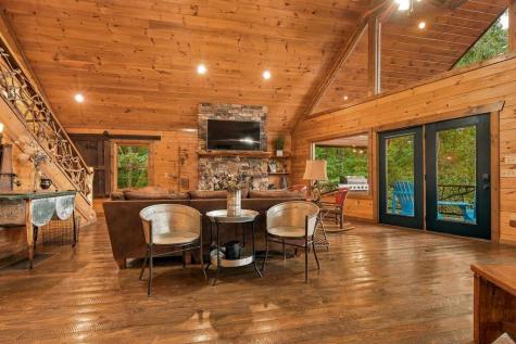 560 Endless View Road Mineral Bluff GA 30559