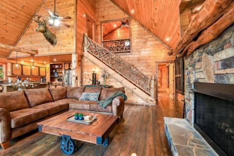 560 Endless View Road Mineral Bluff GA 30559