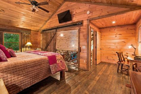 560 Endless View Road Mineral Bluff GA 30559