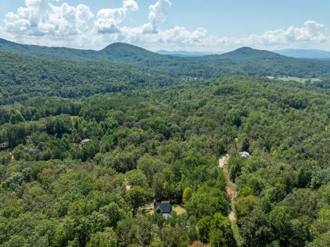 108 Wildflower Drive Mineral Bluff GA 30559