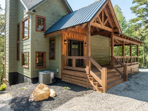 108 Wildflower Drive Mineral Bluff GA 30559
