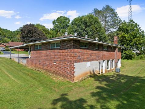 728 Bell Creek Road Hiawassee GA 30546