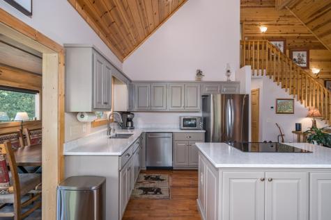359 Caldwell Overlook Brasstown NC 28902