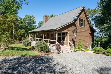 359 Caldwell Overlook Brasstown NC 28902