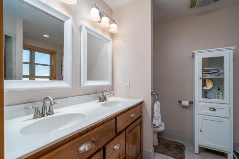 359 Caldwell Overlook Brasstown NC 28902