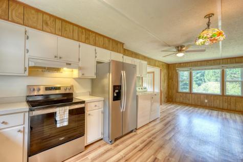 733 Jones Street Blairsville GA 30512