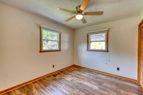 733 Jones Street Blairsville GA 30512