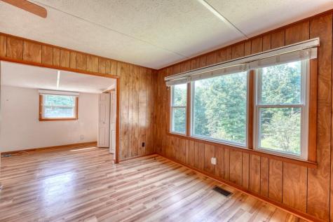 733 Jones Street Blairsville GA 30512