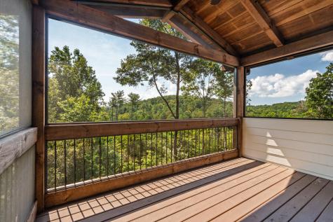 60 Weeks Lane Ellijay GA 30540
