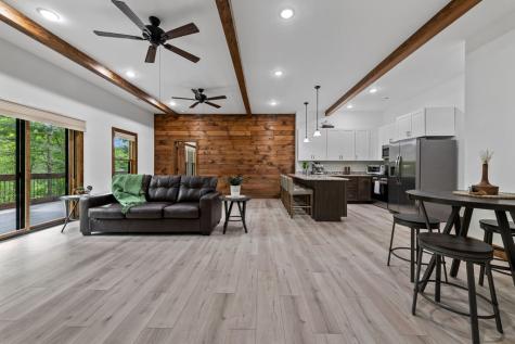 60 Weeks Lane Ellijay GA 30540