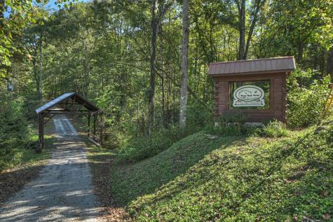 196 Mossy Rock Lane Ellijay GA 30540