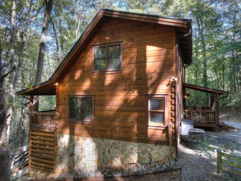 196 Mossy Rock Lane Ellijay GA 30540