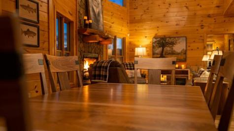 661 Toccoa River Forest Mineral Bluff GA 30559