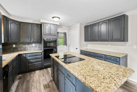 1243 Sycamore Street Young Harris GA 30582