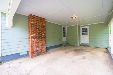 1243 Sycamore Street Young Harris GA 30582