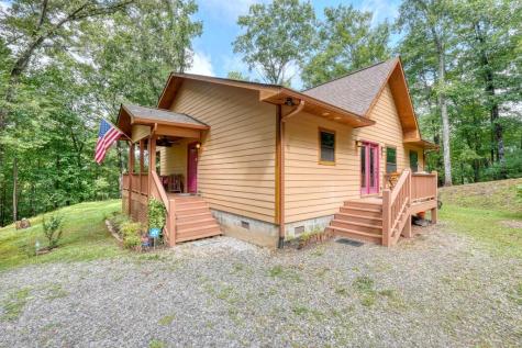 2592 Caney Creek Road Murphy NC 28906