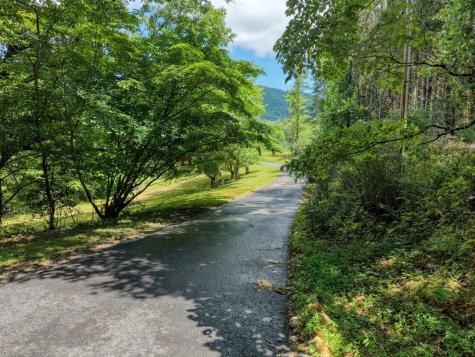 9258 Highway 60 Suches GA 30572